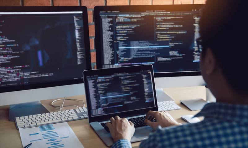 数据科学选型：R与Python如何赋能拉孜县网站建设？